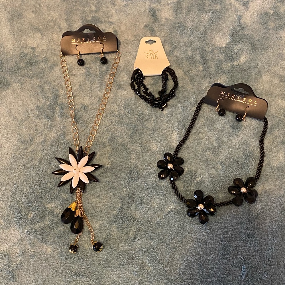 3 for 1 jewelry bundle